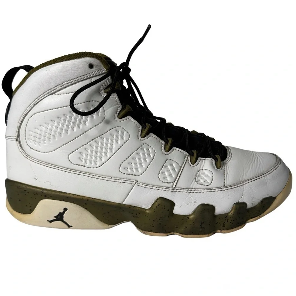 Nike Air Jordan 9’s Statue Sneakers Retro White Gold‎ IX 2015